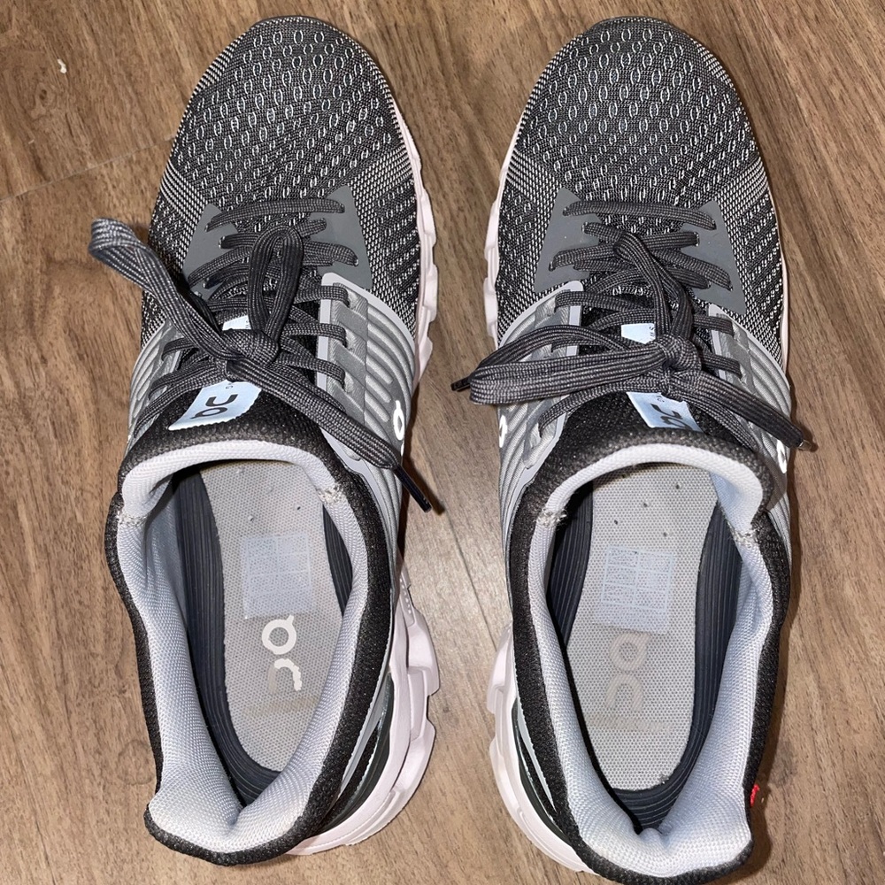 On Cloudswift running shoes